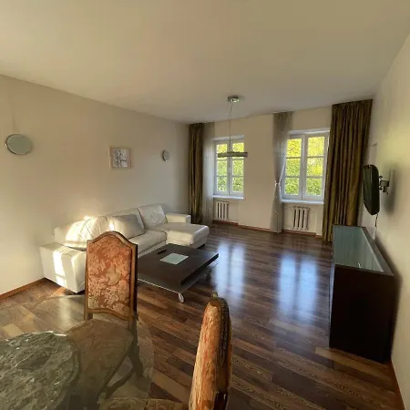 Apartman Rest At Karmelitai